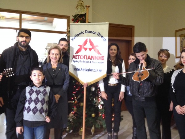 Χριστουγεννιάτικα κάλαντα και ύμνους έψαλαν στην Περιφέρεια Κρήτης kalanta_periferia1