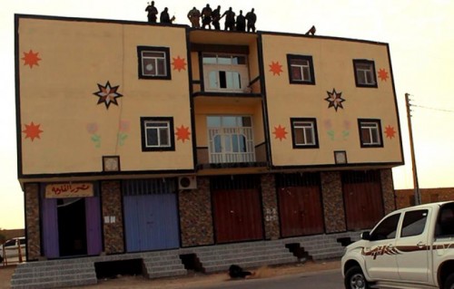 Τζιχαντιστές πέταξαν άνδρα από στέγη κτιρίου επειδή ήταν ομοφυλόφιλος ksadoal4