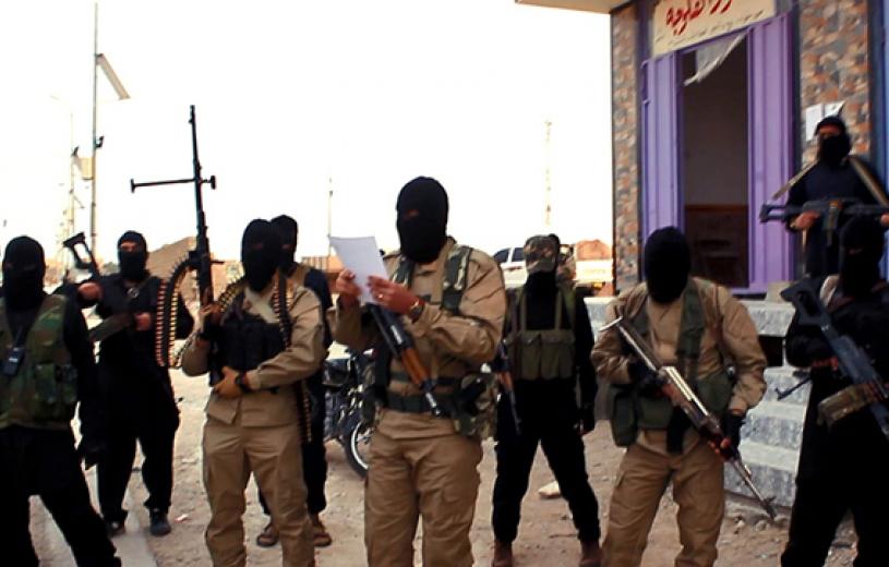 Τζιχαντιστές πέταξαν άνδρα από στέγη κτιρίου επειδή ήταν ομοφυλόφιλος ksadoal5