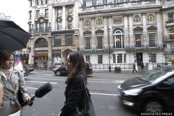 Τα πιο απαγορευμένα μέρη του κόσμου Britain Will And Kate Walking Tour