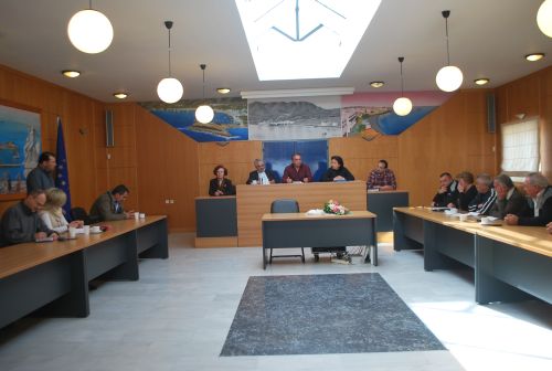 Σύσκεψη για τη δακοκτονία στο Δήμο Χερσονήσου dakoktoniasmall