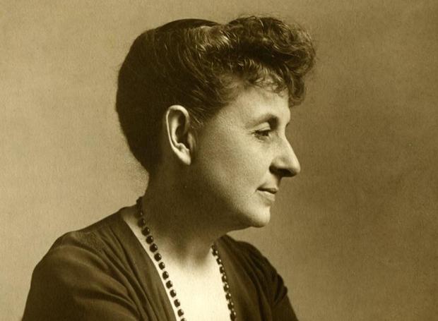 Σαν σήμερα 27 Απριλίου Pinelopi_Delta