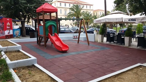 Χανιά: Παράδοση χώρων απασχόλησης για τα παιδιά plateia_dikastiria_1