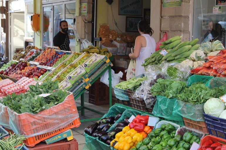 Φρουταγορά Χαλκιαδάκης στις Μοίρες kentriko-manaviko11