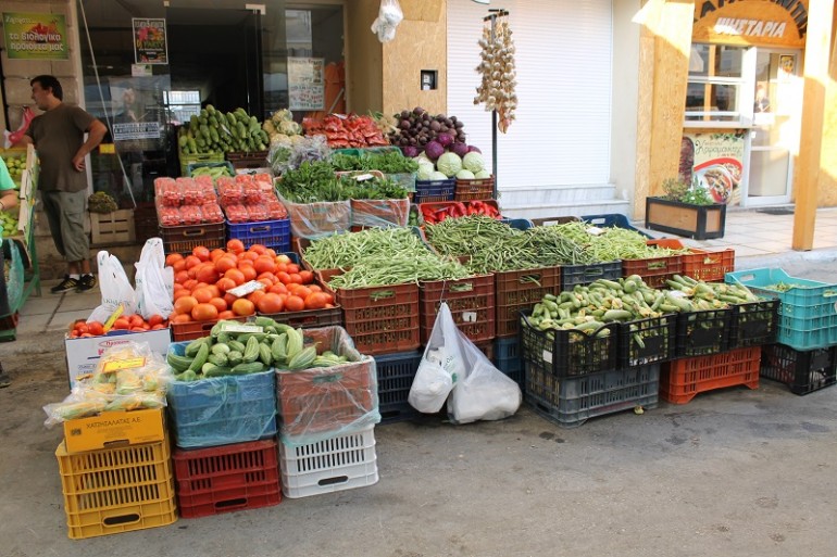 Φρουταγορά Χαλκιαδάκης στις Μοίρες kentriko-manaviko4