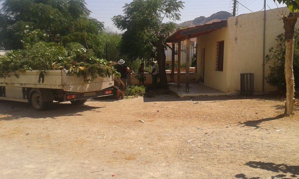 Η αρχή έγινε σήμερα ... η συνέχεια την Τετάρτη! sxoleio-pompia4