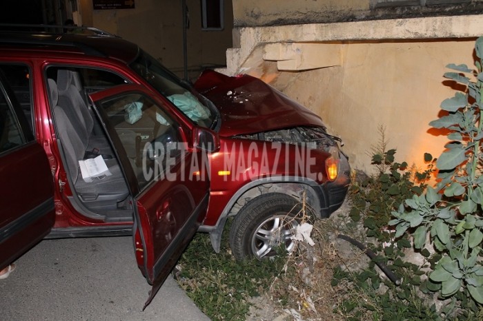 Τροχαίο με τραυματία στους Άγιους Δέκα του Δ. Γόρτυνας troxaio-gortyna