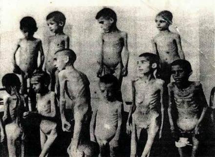 Romani_children-Auschwitz