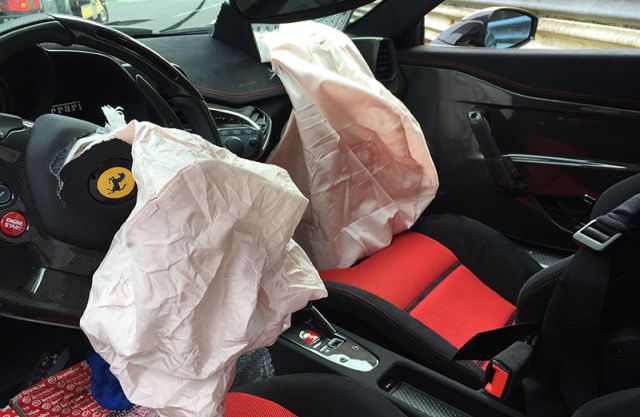 Έκκληση από ιδιοκτήτη Ferrari: «Βοηθήστε με να φτιάξω τη Ferrari μου» Ferrari-458italia