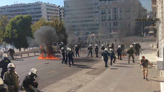 Καταστροφές στο κέντρο της Αθήνας katastrofes1