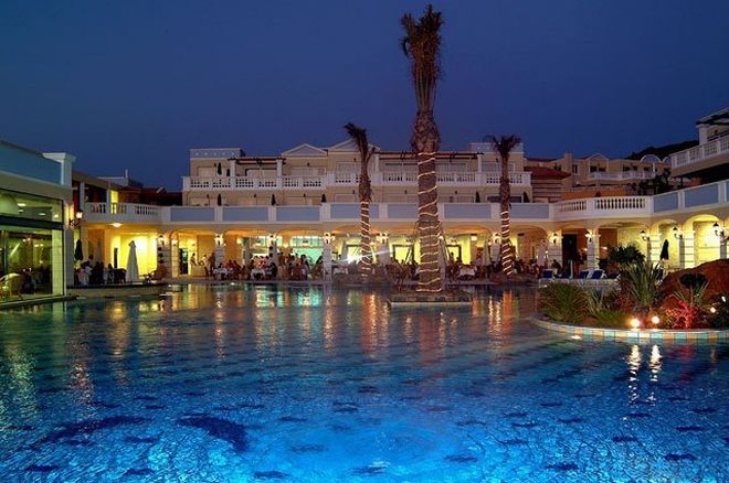 Κρητικό το πιο οικογενειακό ξενοδοχείο στον κόσμο 1919107_115139151833149_2831289_n