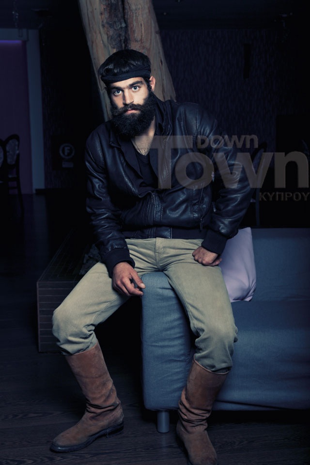 Η πρώτη φωτογράφιση του Στιβακτάκη με τον αέρα μοντέλου stibaktakis-3