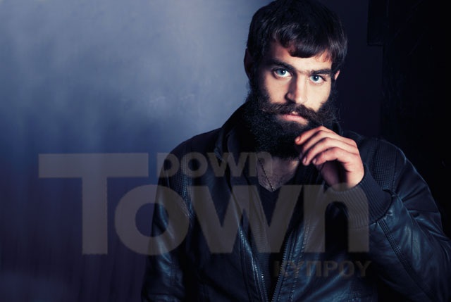 Η πρώτη φωτογράφιση του Στιβακτάκη με τον αέρα μοντέλου stibaktakis-4