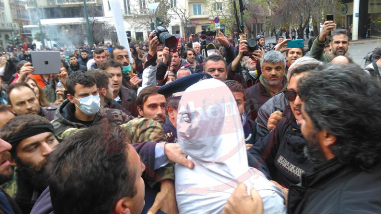 stivaktakis-koukouloforoi