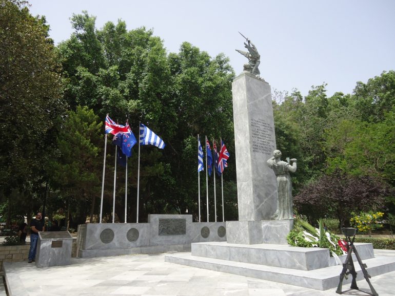 Η Κρήτη τιμά τους ήρωες της Μάχης της Κρήτης maxi-4