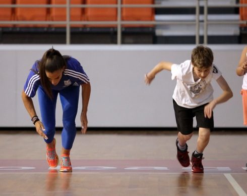 Οι αδελφές Βασιλείου στο Indoor Summer Sports Camp adelfes-basileioy3