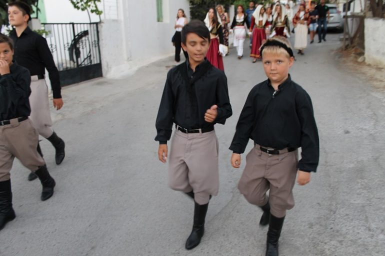 1η μέρα του Πανελλήνιου φεστιβάλ χορού στα Πιτσίδια pitsidia-xoros7