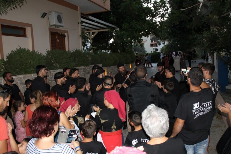 1η μέρα του Πανελλήνιου φεστιβάλ χορού στα Πιτσίδια pitsidia-xoros9