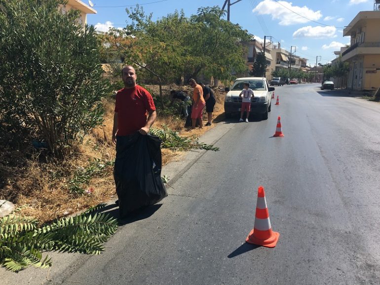 Καθαρισμός των Αγίων Δέκα από τον Πολιτιστικό Σύλλογο katharismos-agioi-deka3