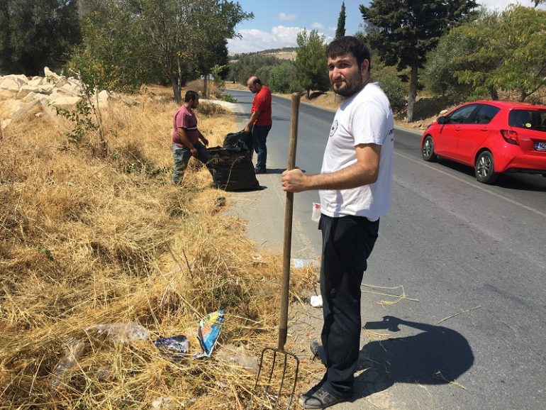 Καθαρισμός των Αγίων Δέκα από τον Πολιτιστικό Σύλλογο katharismos-agioi-deka7