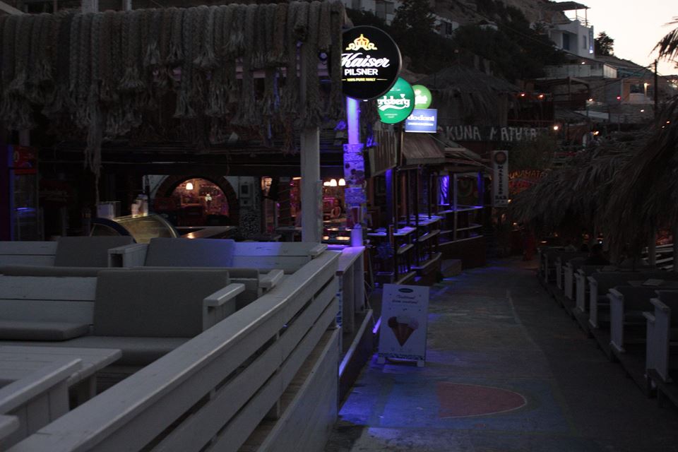 Το χρώμα των Ματάλων μόλις βραδιάσει! matala3