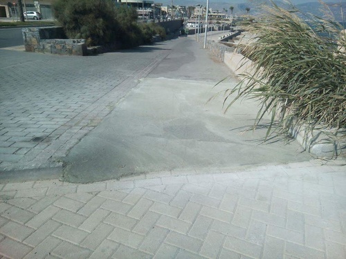 Περισσότερα σημεία πρόσβασης για ΑμεΑ στο Ηράκλειο rampa_-_karavola