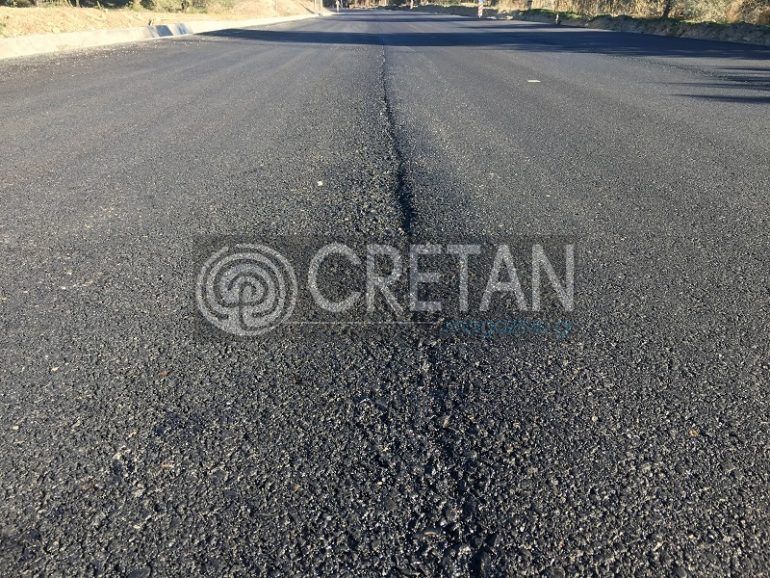 Έκαναν την εμφάνισή τους οι πρώτες λακκούβες στον κόμβο του Μουσείου της Μεσαράς