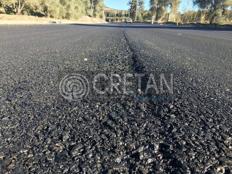 Έκαναν την εμφάνισή τους οι πρώτες λακκούβες στον κόμβο του Μουσείου της Μεσαράς