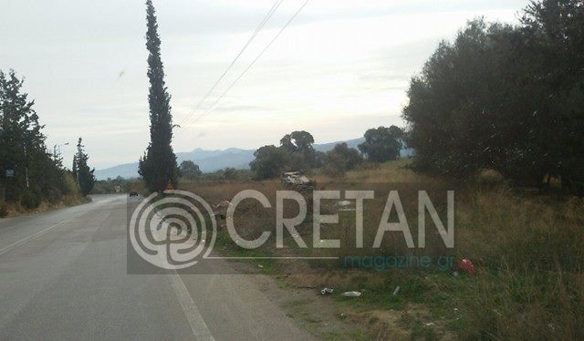 Αυτοκίνητο στη Μεσαρά βγήκε εκτός δρόμου και έπιασε τα χωράφια troxaio-moires