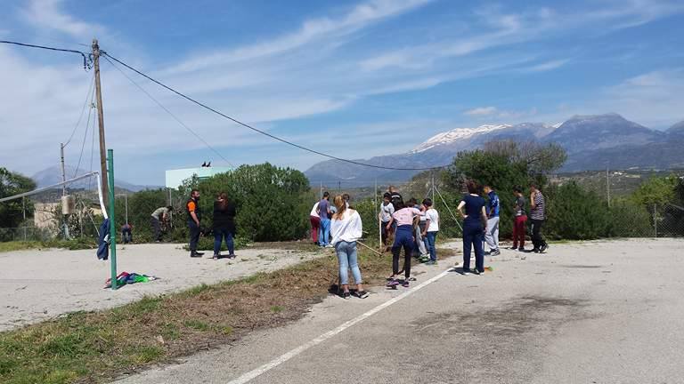 Λάμπει το Πετροκεφάλι από την καθαριότητα!