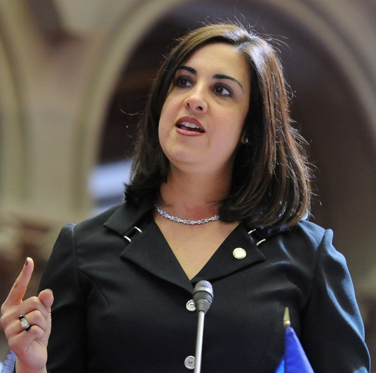 Η κρητικιά Νικόλ Μαλλιωτάκη είναι έτοιμη για Δήμαρχος της Νέας Υόρκης