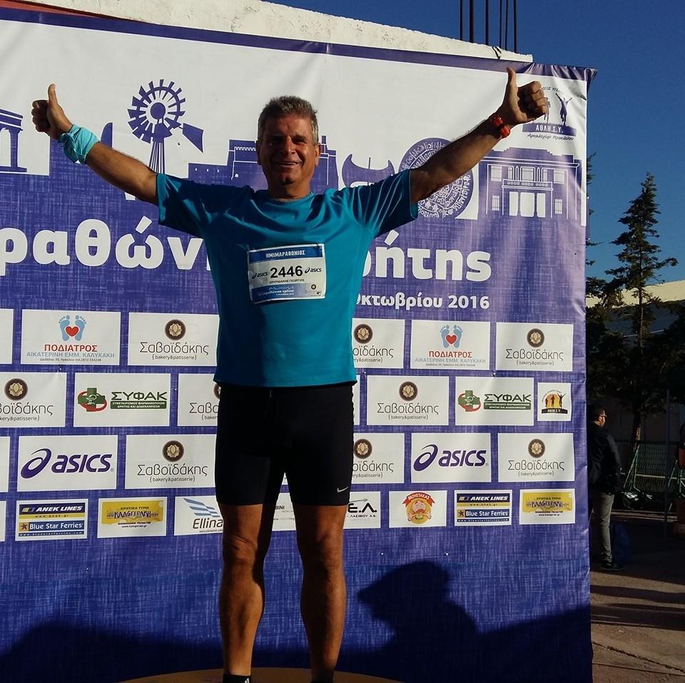 Απίστευτο: Κρητικός πήγε σχολική εκδρομή και πήγαινε μπροστά από το λεωφορείο