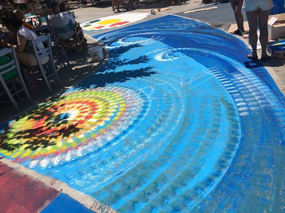 Απολαύστε δημιουργίες από το Matala street painting!