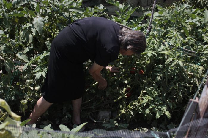 Η υπερήλικη κρητικιά που κατάφερε να καταργήσει τα σούπερ μάρκετ