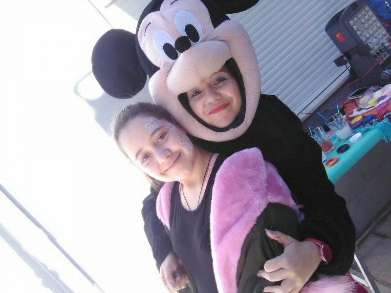 Συλλογική κουζίνα στην... γιορτή αγάπης