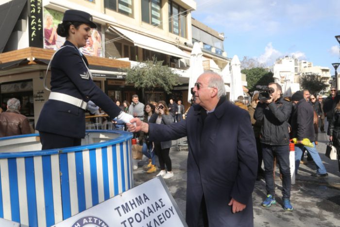 Η παραδοσιακή "βαρέλα" επέστρεψε στο Ηράκλειο
