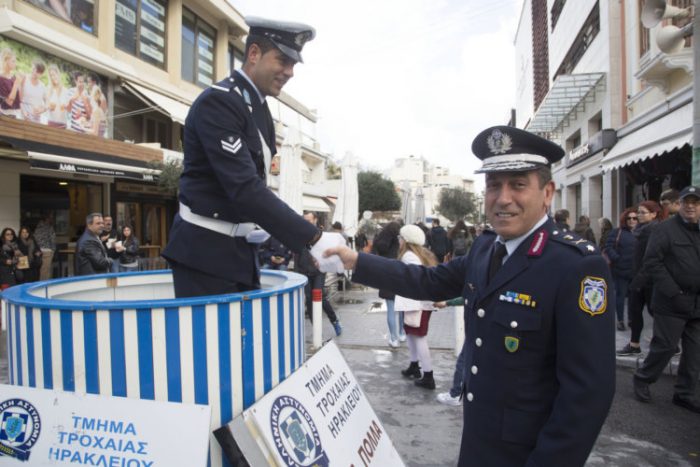 Η παραδοσιακή "βαρέλα" επέστρεψε στο Ηράκλειο