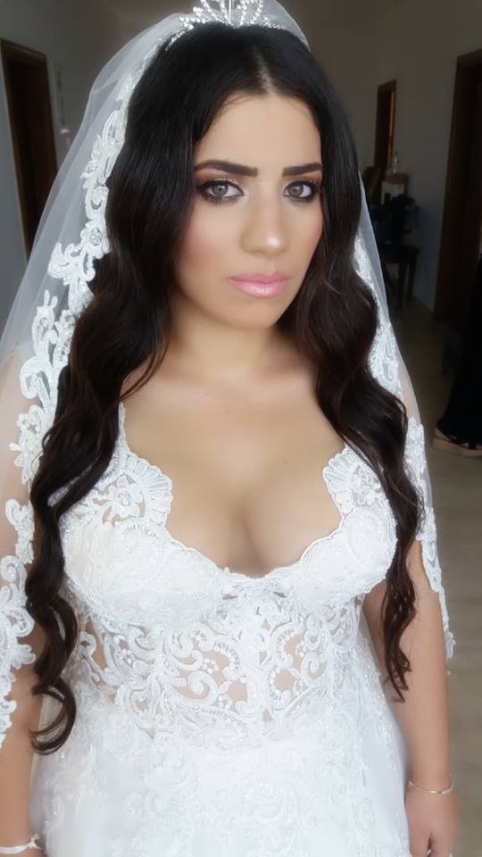 Σ' ένα γάμο υπερπαραγωγή με 69 Κουμπάρους στο Φόδελε!